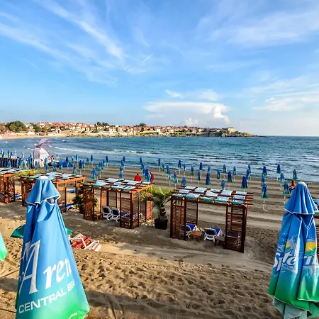 Къща за гости Dom Mladenovi