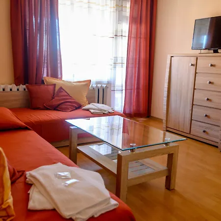 Dom Mladenovi Guest house