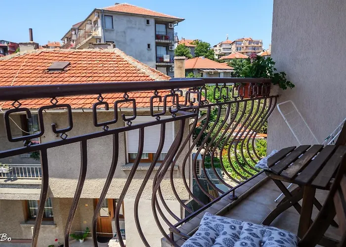 Dom Mladenovi Gasthuis 3*