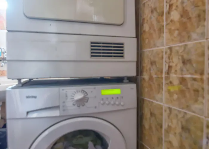 Gasthuis Dom Mladenovi 3*