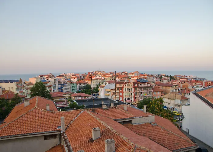 Gasthuis Dom Mladenovi 3*