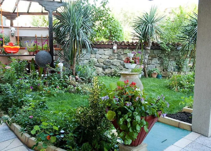 Gasthuis Dom Mladenovi Sozopol