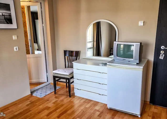 Dom Mladenovi Gasthuis Sozopol