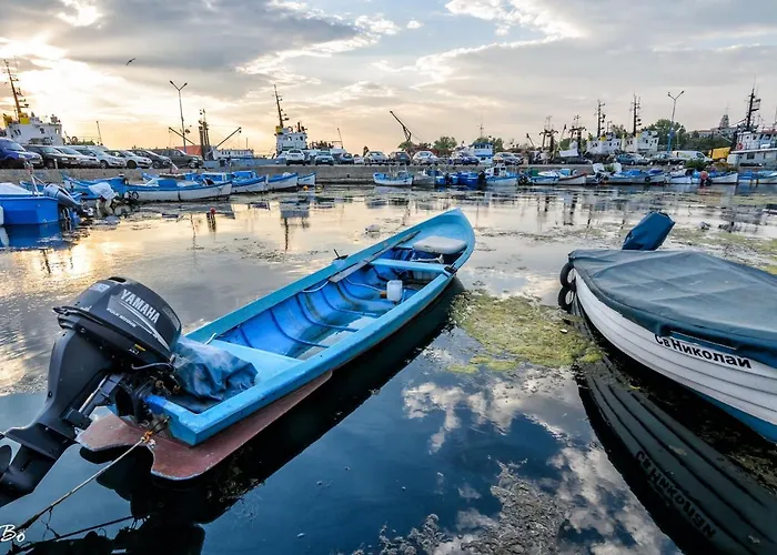 Gasthuis Dom Mladenovi 3*