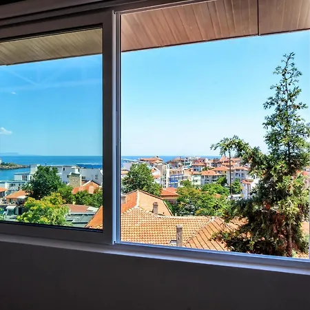 Dom Mladenovi Pensiune Sozopol