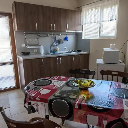 Pensiune Dom Mladenovi