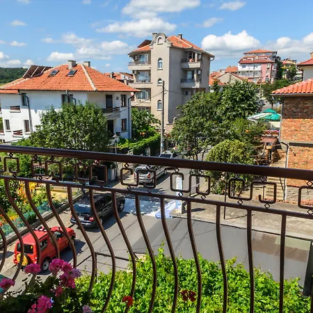 Pensiune Dom Mladenovi Sozopol