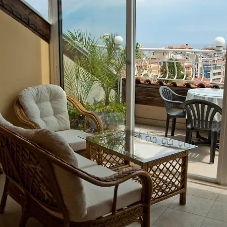 Dom Mladenovi Pensiune Sozopol