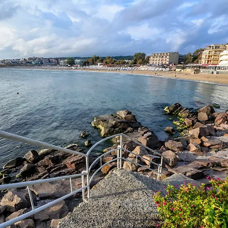 Dom Mladenovi Guest house Sozopol
