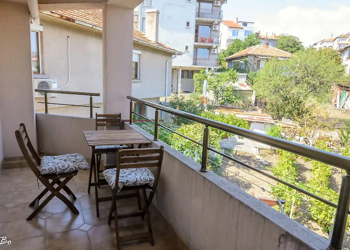 Dom Mladenovi Guest house Sozopol