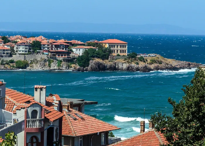 Guest house Dom Mladenovi 3*