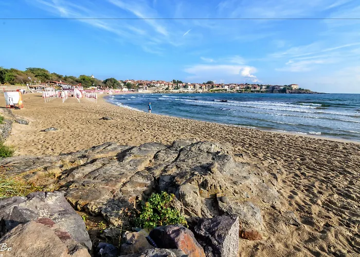 Guest house Dom Mladenovi Sozopol